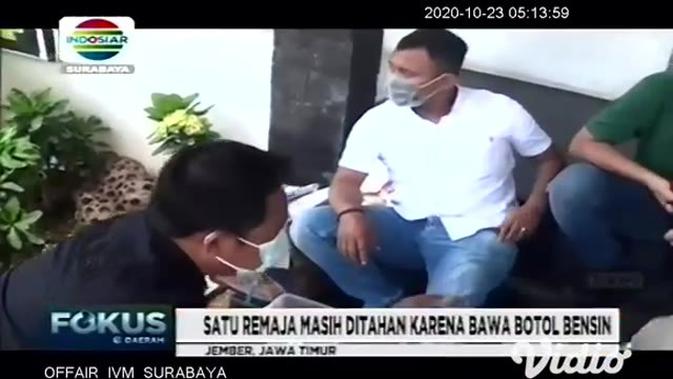 VIDEO: Polisi di Surabaya Undang Orangtua Jemput Anaknya ...