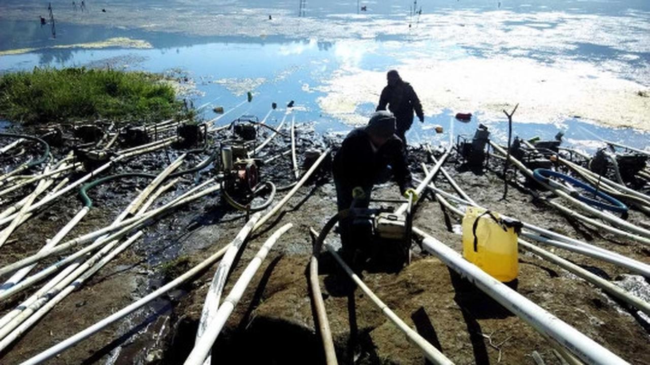 Kekeringan, petani kentang Dieng sedot air Telaga Merdada