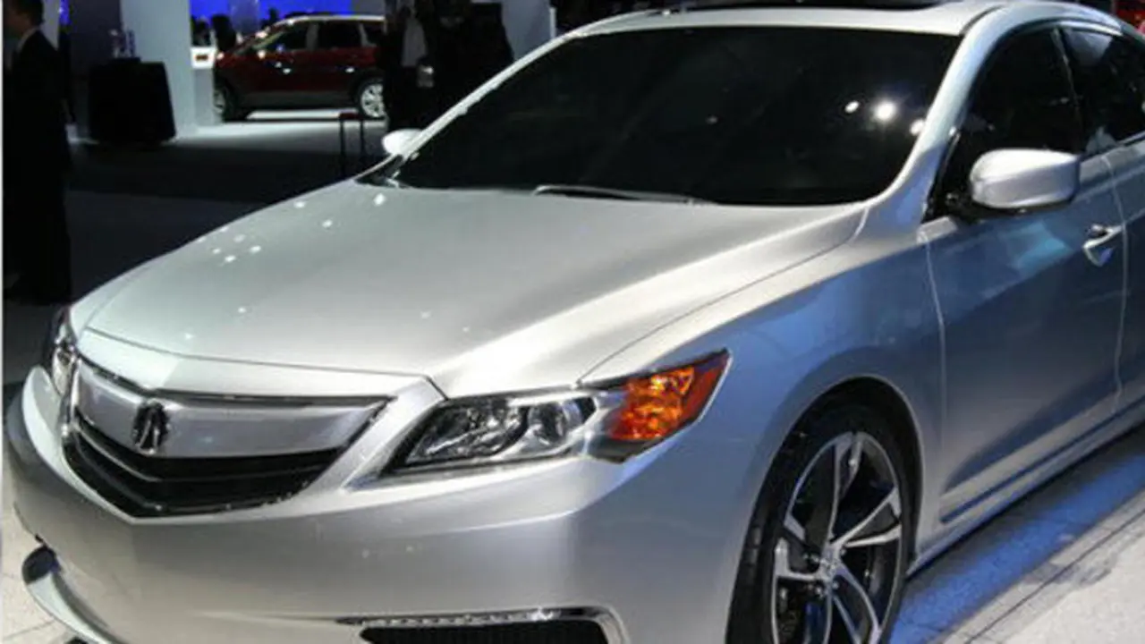Acura ILX (topismag)
