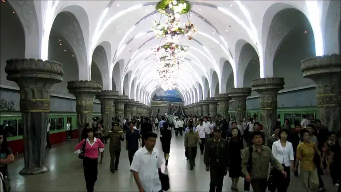 6 Foto Ini Gambarkan Kehidupan Orang Korea Utara di Pyongyang