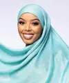 Khadija Omar akan tampil di ajang kecantikan internasional paling bergengsi, Miss World 2021 pada 16 Desember 2021 mendatang, di Puerto Rico. Disebutkan, ia menjadi kontestan pertama dari Somalia dan kontestan berhijab pertama di ajang Miss World 2021. (Instagram/khadija.omarr).