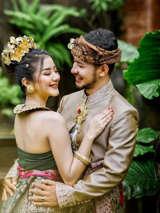 6 Pemotretan Ghea Youbi dan Gian Zola Pemain Persela, Bak Prewedding