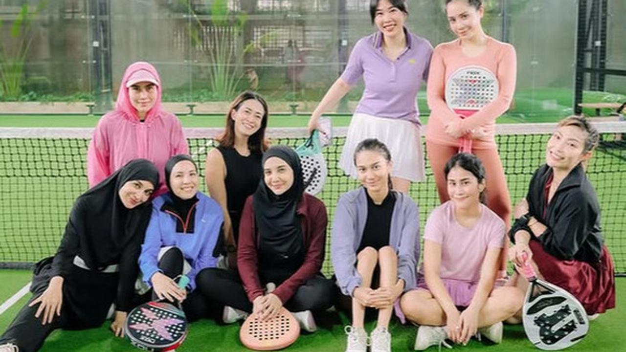 Potret Shireen Sungkar Main Padel Tetap Syar'i Curi Perhatian, Bukti Tetap Bisa Jaga Penampilan saat Olahraga