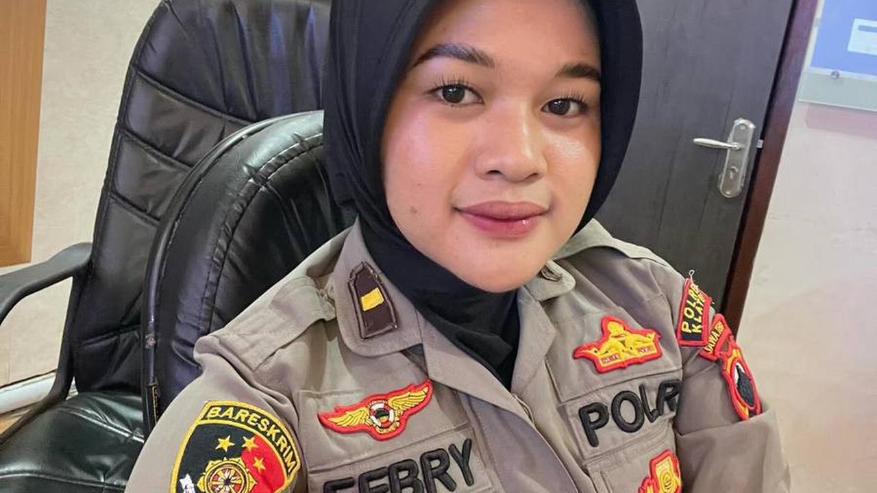 Saat bertugas, Ipda Febryanti selalu tampil dengan hijab.