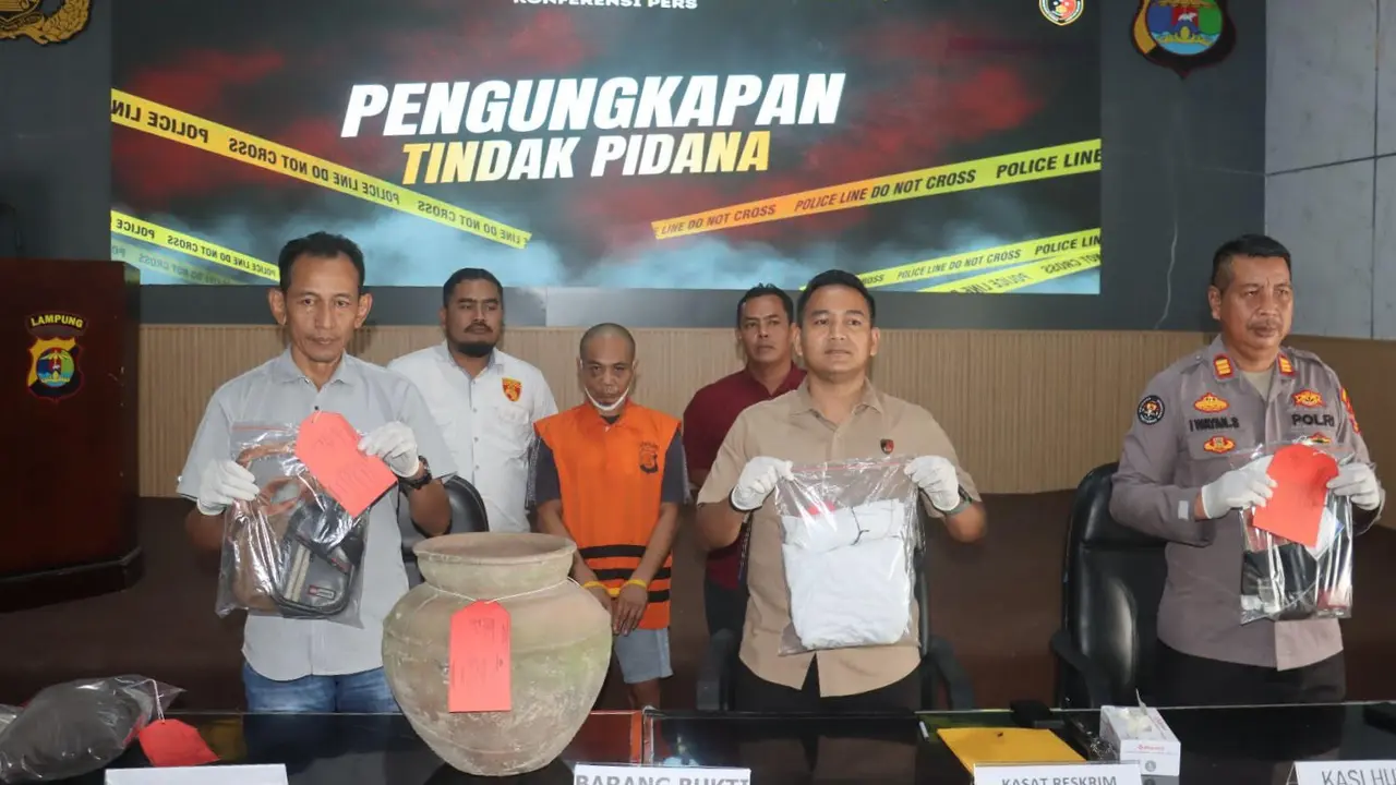 Dukun Cabul Modus Gandakan Uang
