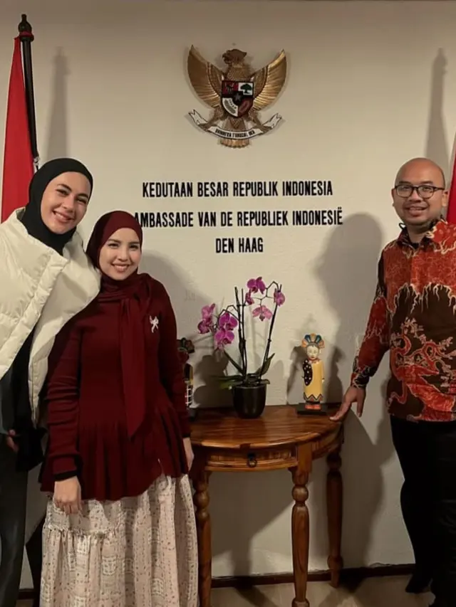 Di Tengah Sidang Cerai, Paula Verhoeven Liburan ke Belanda dengan Aura Mahal. (instagram/paula_verhoeven)