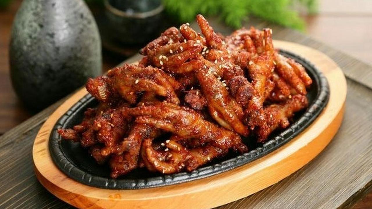 Ceker Ayam Lezat dan Empuk, Ini 3 Resep Olahan Ceker Ayam yang Bikin Ketagihan