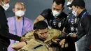 Kiper Bali United, Wawan Hendrawan, tampak tergeletak di Lapangan usai wasit meniup peluit panjang tanda pertandingan berakhir.