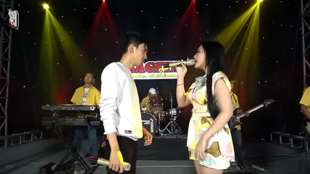 Pupusing Nelongso (Foto: YouTube ENY'S PRODUCTION)