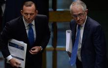 Digusur dari posisi PM, Abbott salahkan polling dan media