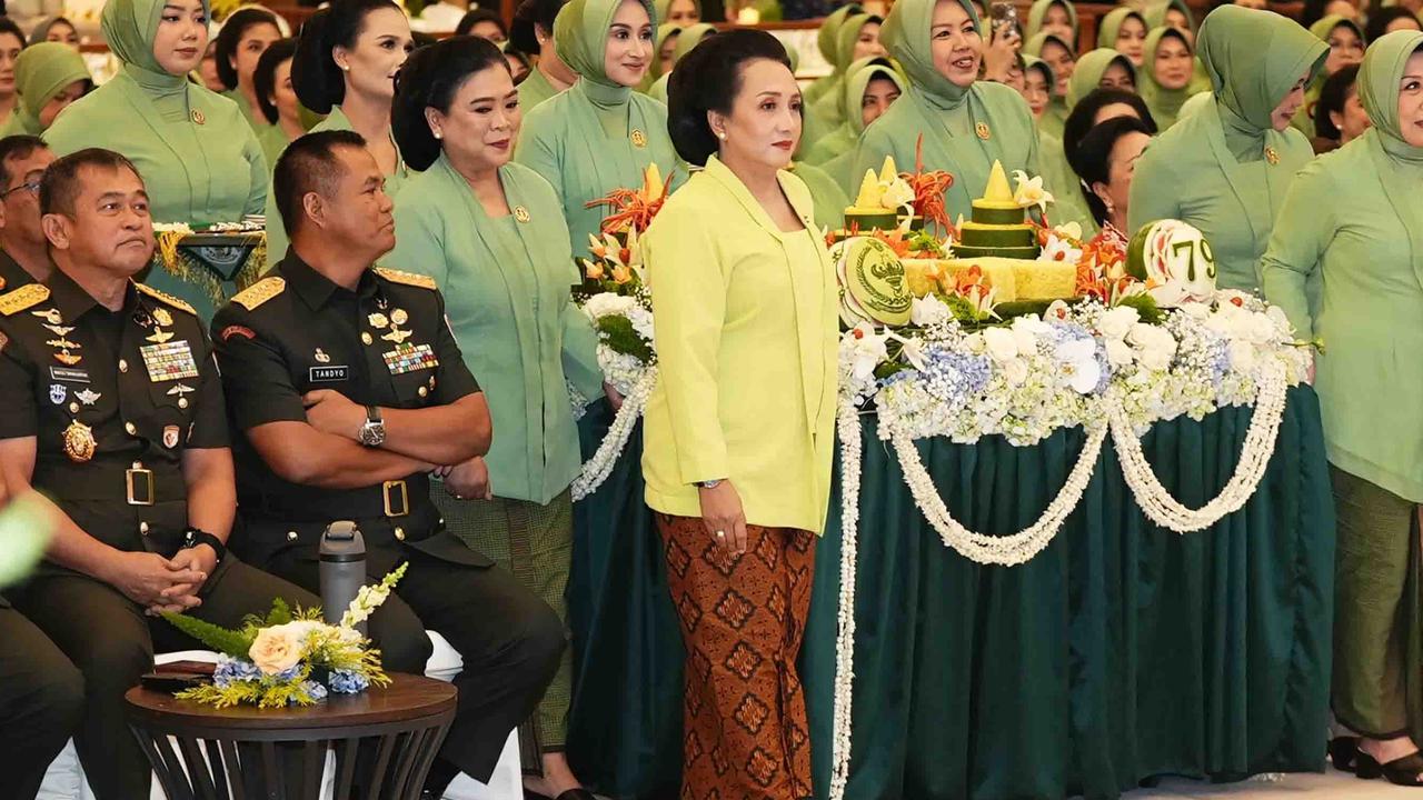 FOTO: Kebersamaan Kasad Bersama Istri Prajurit TNI AD