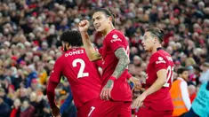 Pemain Liverpool Darwin Nunez melakukan selebrasi usai mencetak gol ke gawang West Ham United pada pertandingan sepak bola Liga Inggris di Stadion Anfield, Liverpool, Inggris, 19 Oktober 2022. Liverpool mengalahkan West Ham United dengan skor 1-0. (AP Photo/Jon Super)