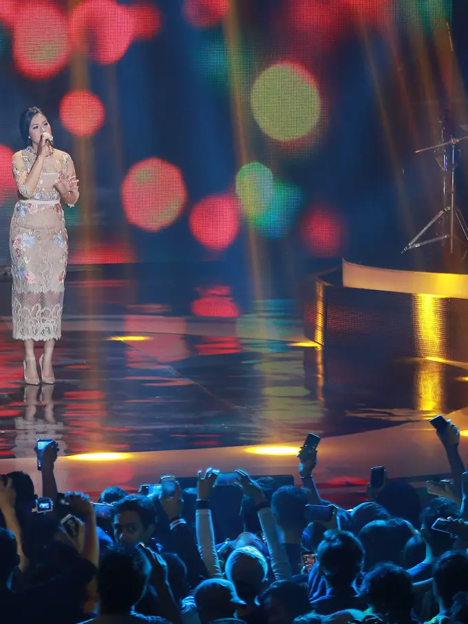 [Bintang] Raisa dan Afgan