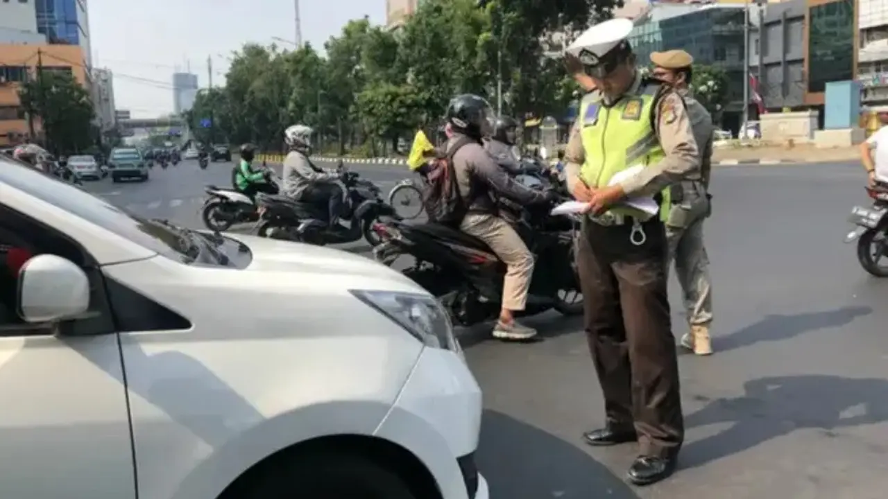 Ganjil genap Jakarta.