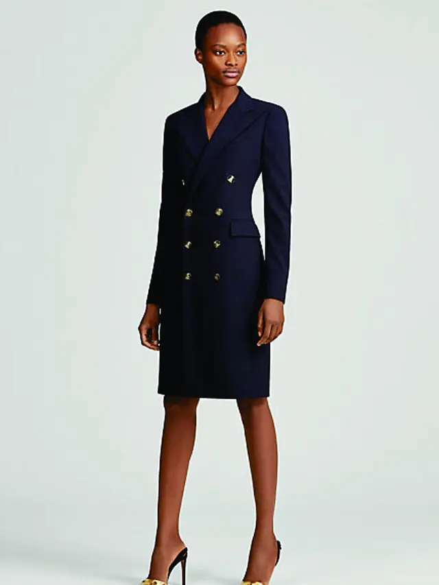 Inspirasi tampilan power dressing