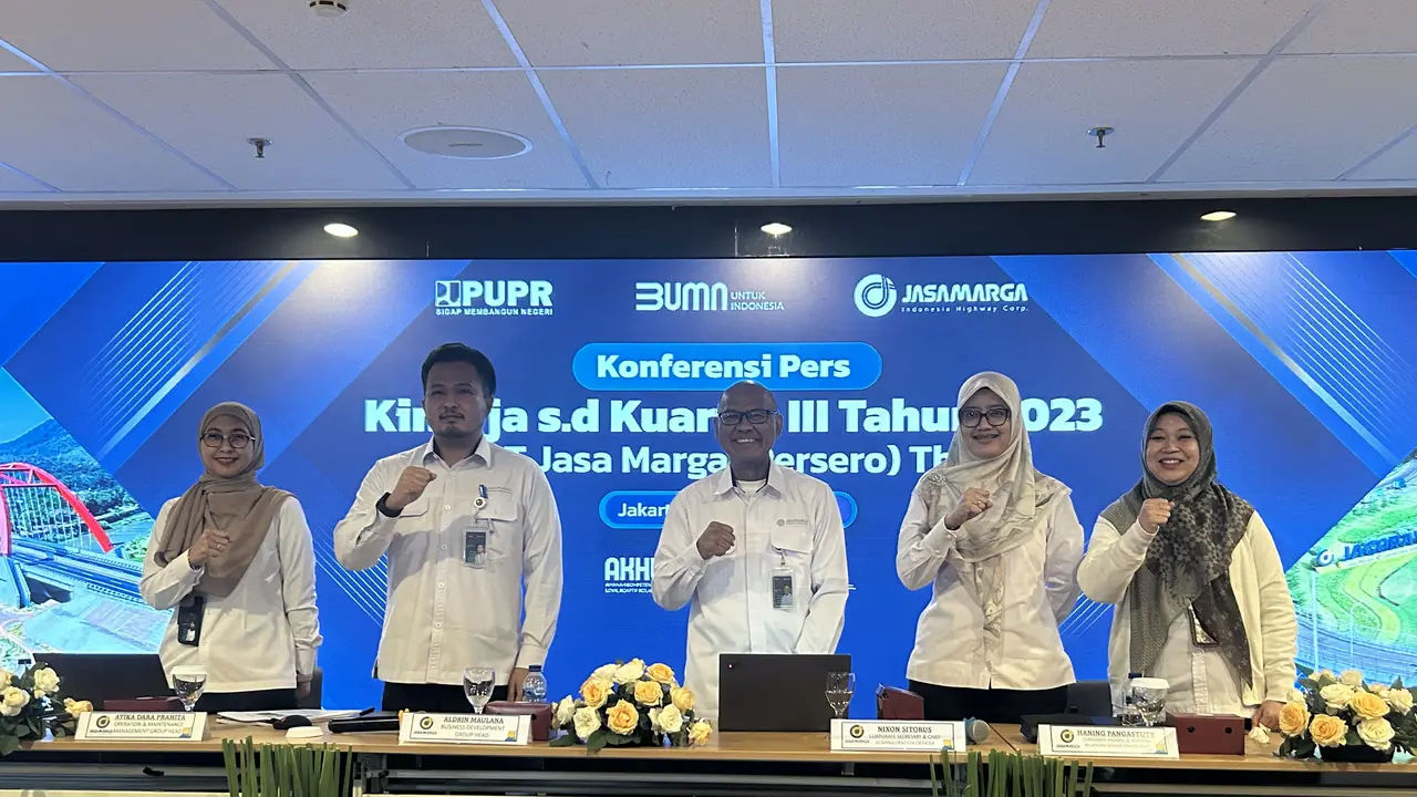 Konferensi pers Kinerja Kuartal III 2023 Jasa Marga, Senin (4/12/2023). (Liputan6.com/Elga N)