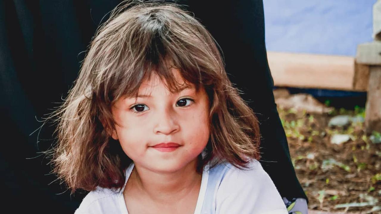 Senyum Tegar Jihan, Bocah Cantik Korban Gempa Tsunami Palu