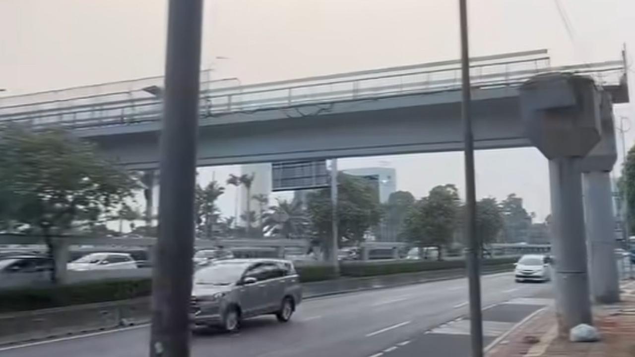 JPO di Depan DPR Tanpa Akses Tangga, Ini Kata Pramono