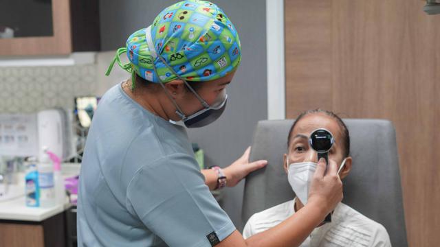 4 Gejala Katarak yang Paling Umum, Salah Satunya Perubahan Warna pada Objek yang Dilihat