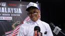 Petarung Indonesia, Ronal Siahaan, memberikan keterangan saat jumpa pers Byon Combat Showbiz Vol. 6 di SCTV Tower, Senayan, Jakarta, Kamis, (23/10/2025). (Bola.com/Bagaskara Lazuardi)