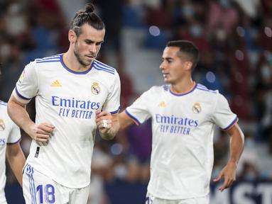 Real Madrid punya banyak pemain bintang di skuatnya pada musim ini. Namun, beberapa dari mereka ada yang kontraknya akan habis pada musim panas mendatang. Berikut sederet pemain top Real Madrid yang akan berstatus bebas transfer pada musim 2022/2023. (AFP/Jose Miguel Fernandez)