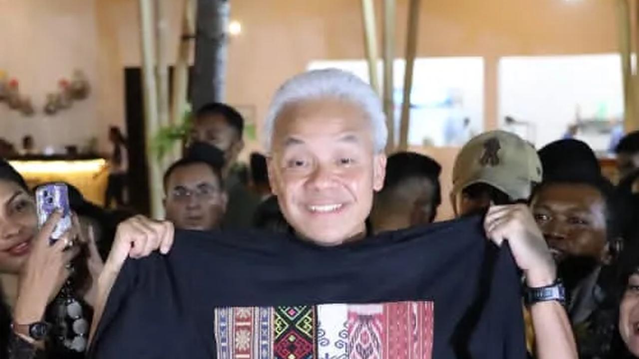 Ganjar Dicurhati Petambang Aspal, Petani hingga Guru di Kendari