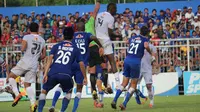 Teks. Pemain Persiba Balikpapan sedang berlatih. (Liputan6.com/Abelda Gunawan) 