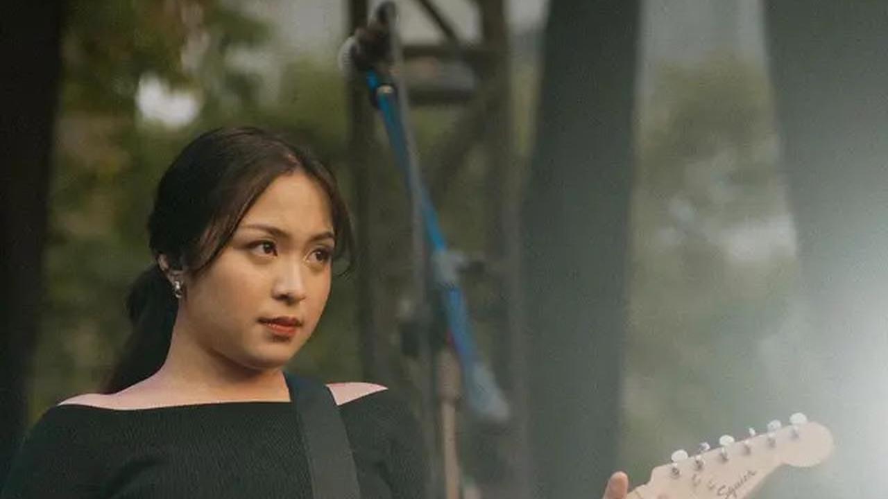 Kata Mereka ini Berlebihan Lirik yang Dinyanyikan Bernadya, Bikin Galau