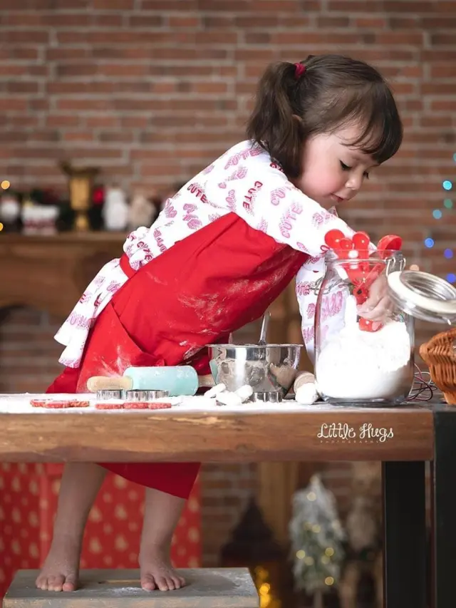 Potret Gemas Chloe Anak Asmirandah saat Bikin Adonan Kue, Gayanya Bak Chef Profesional