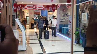 Penggeledahan Kementerian ATR Rampung, KPK Terlihat Membawa 3 Koper