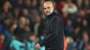 Meskipun begitu, Pep Guardiola telah memberikan dua gelar juara untuk Manchester City pada musim ini dengan trofi FA Cup dan trofi Carabao Cup. (AP Photo/Ian Walton)