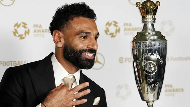 Foto: Rekor Gila Mohamed Salah setelah Sabet PFA Player of The Year yang Ketiga