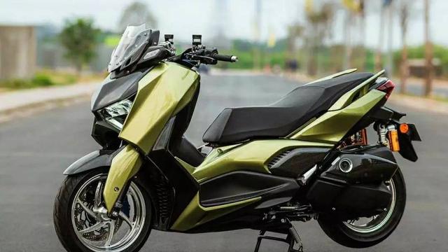 10 Potret Modifikasi Yamaha Xmax 250, si Bongsor dari Keluarga Maxi. Shenggol dong!
