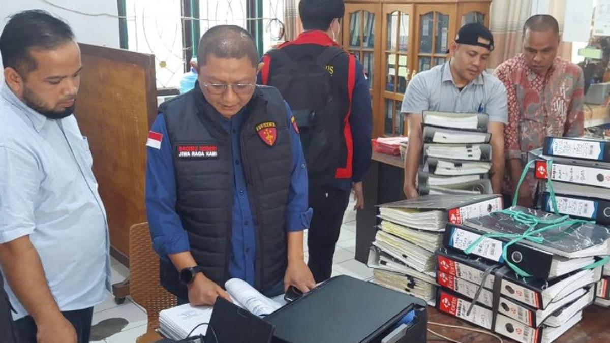 Kejati Jambi Geledah Sekretariat DPRD Kabupaten Merangin Terkait Korupsi Pengelolaan Anggaran