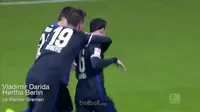 Gol Fantastis Vladimir Darida dari Jarak Jauh