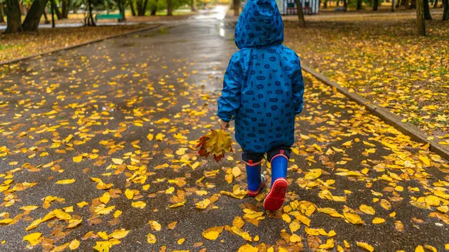 Ilustrasi anak hujan