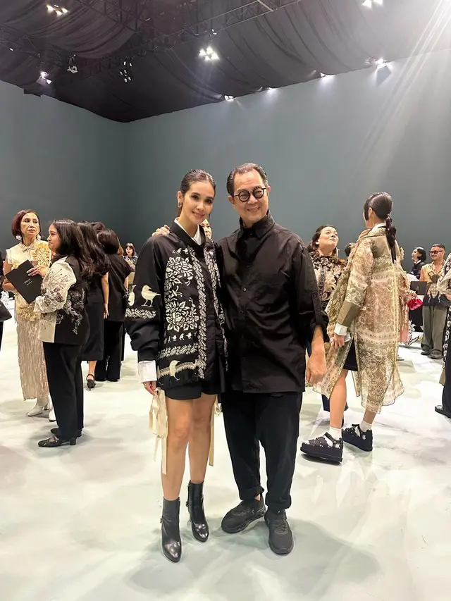 Gaya Para Seleb di Show Studio 133 Biyan SS 2025, Ada Nagita Slavina hingga Marsha Timothy