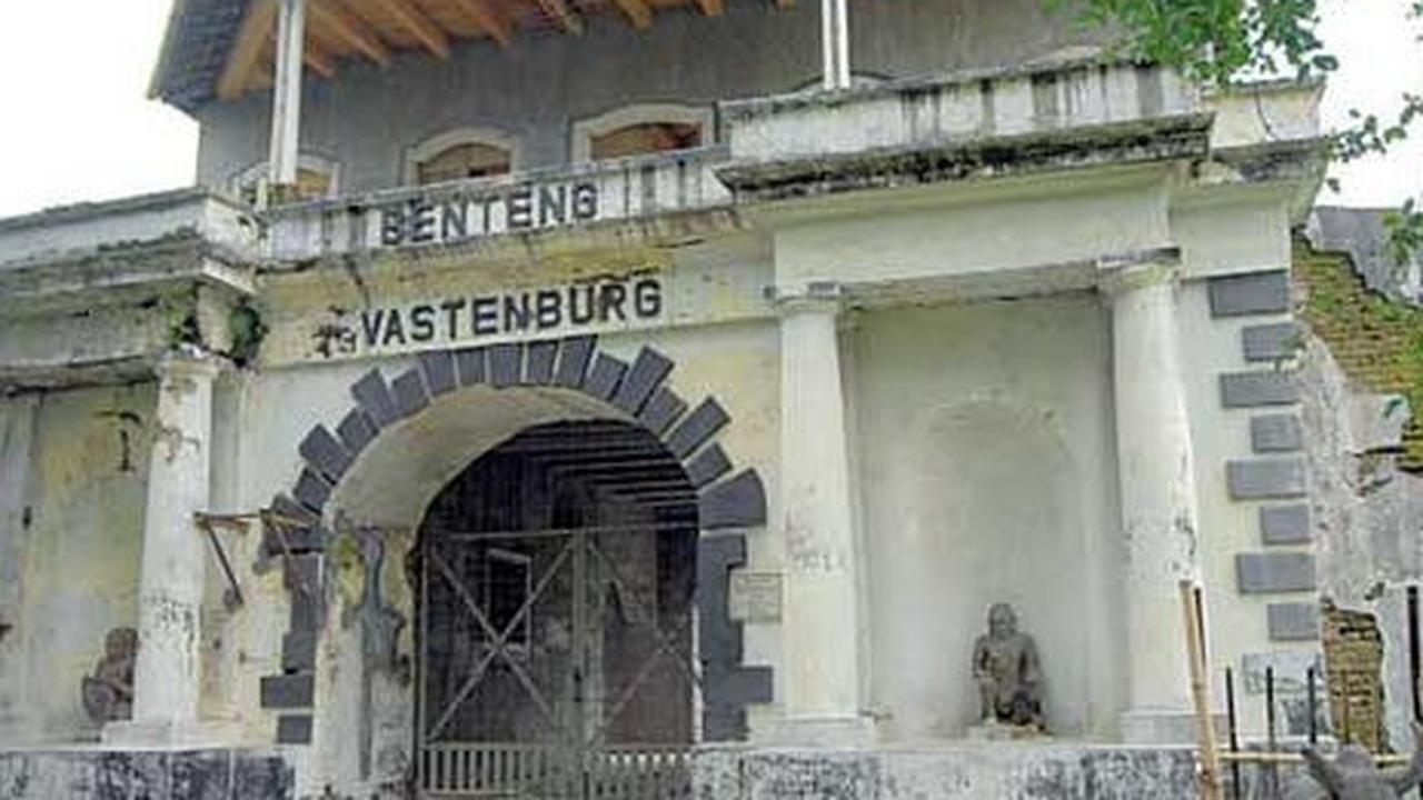 Salah satu peninggalan sejarah, Benteng Vastenburg yang ada di pusat kota, Jalan Jenderal Sudirman, Solo disita oleh Kejaksaan Negeri Jakarta Pusat.