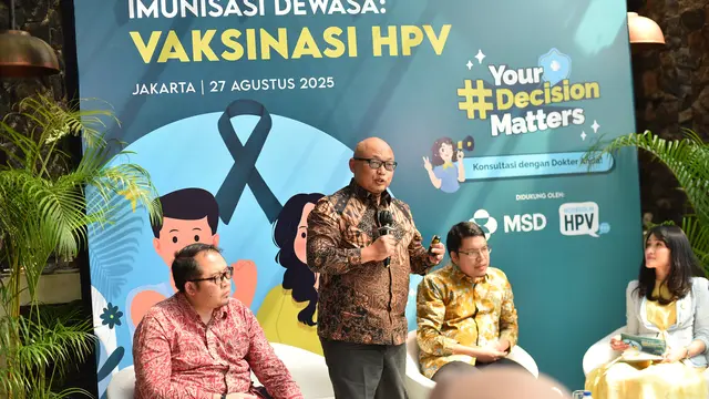Ketua Satgas Imunisasi PP PAPDI, Dr. dr. Sukamto Koesnoe, SpPD, K-AI, FINASIM