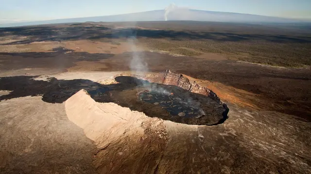 Aktivitas vulkanis gunung Kilauea di Hawaii (AP Photos/USSG)