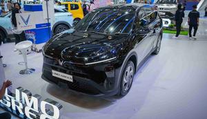 Vinfast - Limo Green.