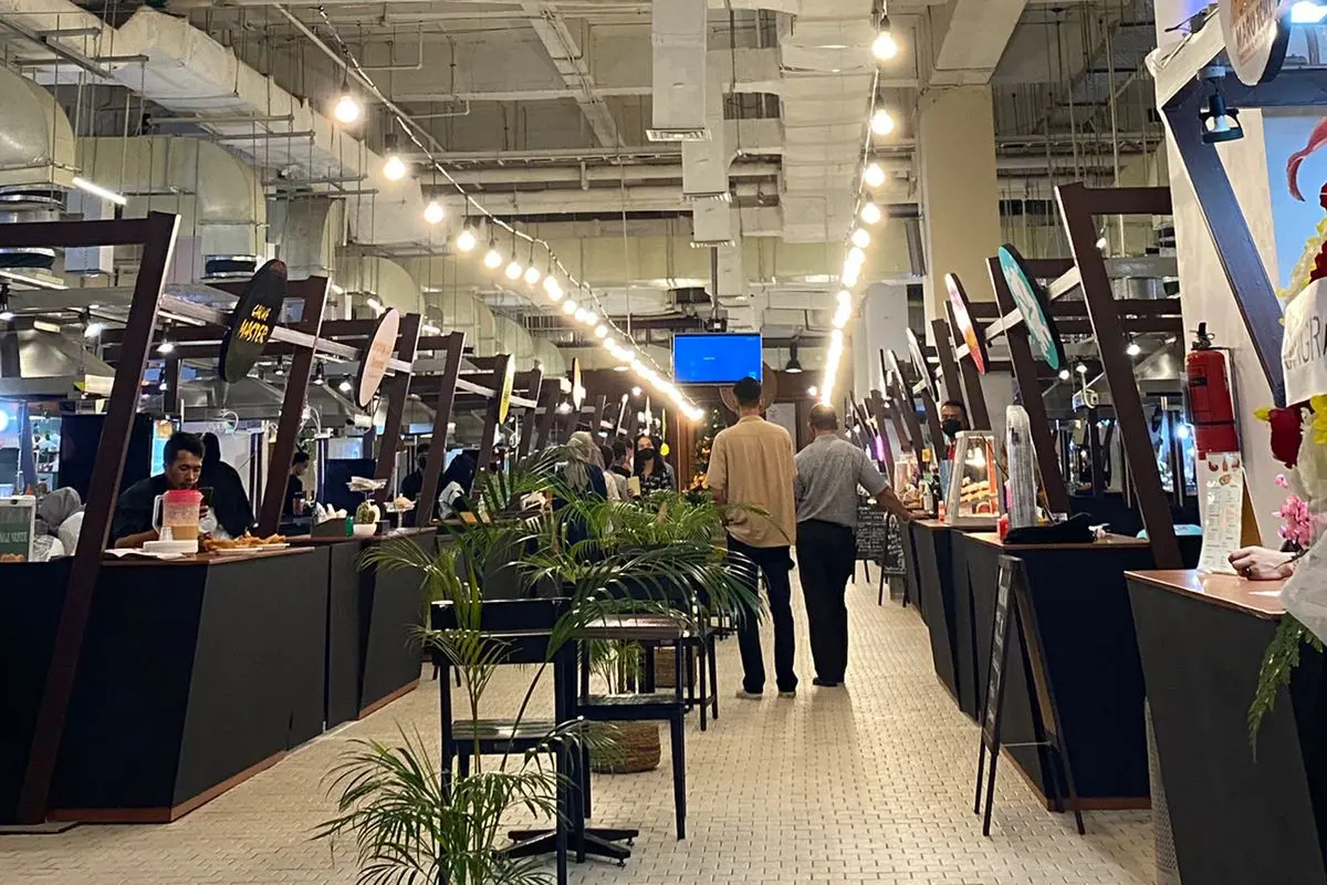 Seperti apa kolaborasi KAYA.ID dan ASRI dalam mengusung UMKM masuk mall? Yuk kita intip keseruan UMKM populer yang kini hadir memeriahkan konsep baru Pasar MOI di Mall of Indonesia.