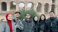 Serunya Oki Setiana Dewi Tempuh Perjalanan 2 Jam dari Mesir ke Italia, Demi Temani Distributor Propolis