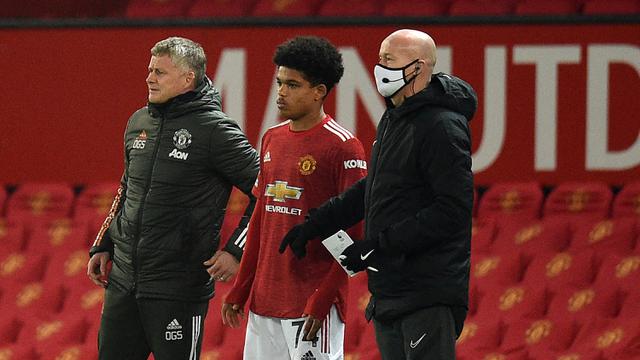 Foto Liga Inggris: 5 Pemain Termuda yang Tampil di Premier League Musim 2020/2021, Termasuk Shola Shoretire, Striker Muda Manchester United