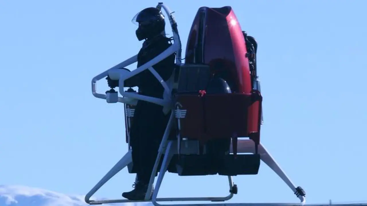 Jetpack, Alat Terbang ala James Bond Dijual 2016