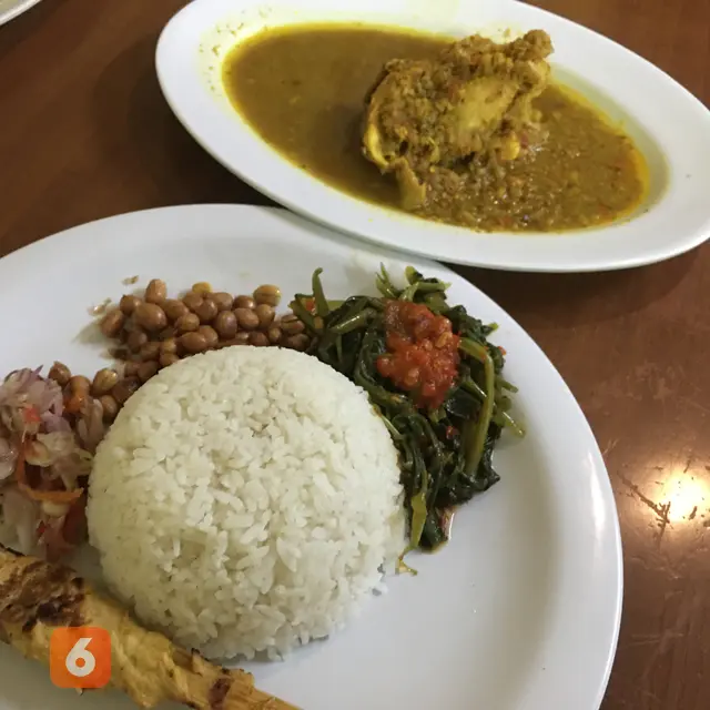 Ayam Betutu Khas Gilimanuk Bali