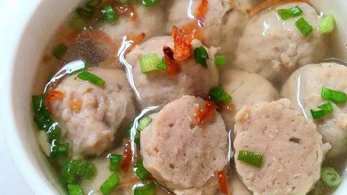 Kuah bakso yang lezat membuat bakso makin mantap/copyright: cookpad.com