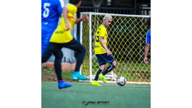 Gendong Cewek, Ini 6 Potret Terbaru Rio Ramadhan Usai Putus dari Kekeyi