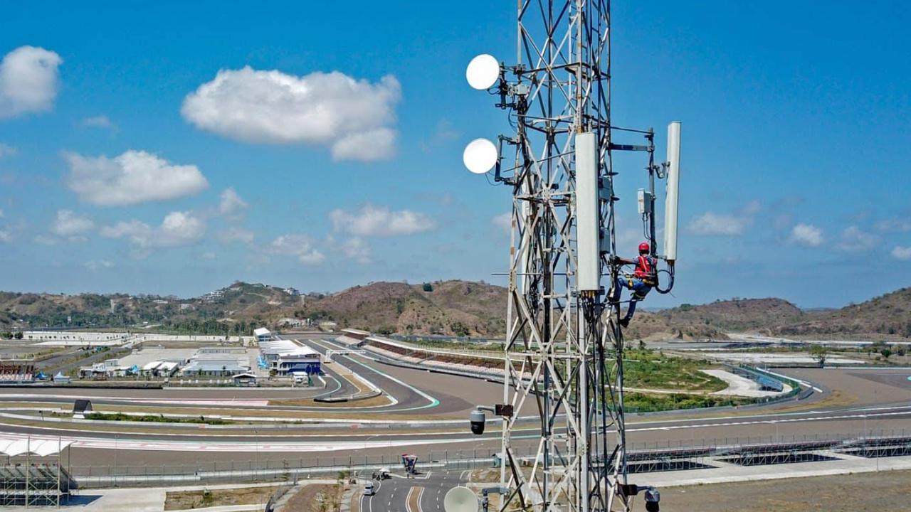 Laba Bersih Indosat Ooredoo Hutchison Tumbuh 38,1 Persen