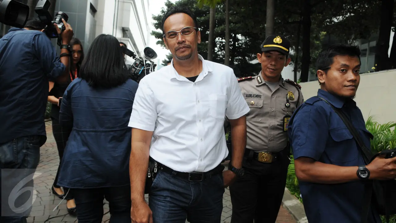 20160614-Adik Kandung Uje Diperiksa KPK Terkait Korupsi Reklamasi-Jakarta